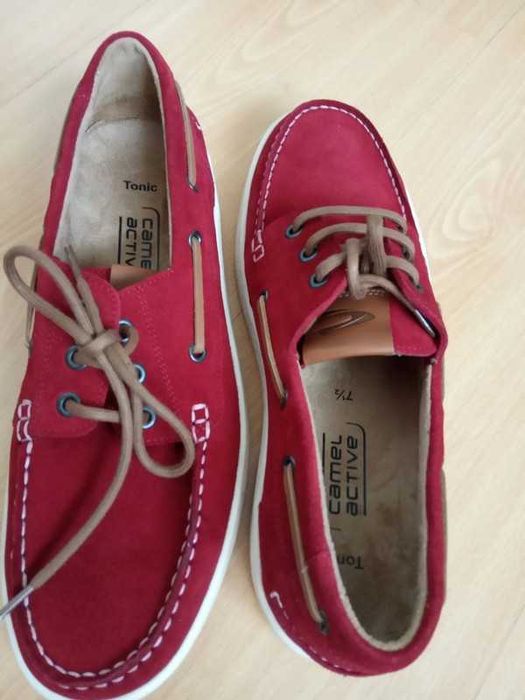Mocassins Vermelhos da Camel