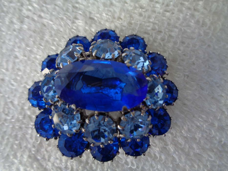 святк брошка 4,5*4*2см вінтаж стан нов