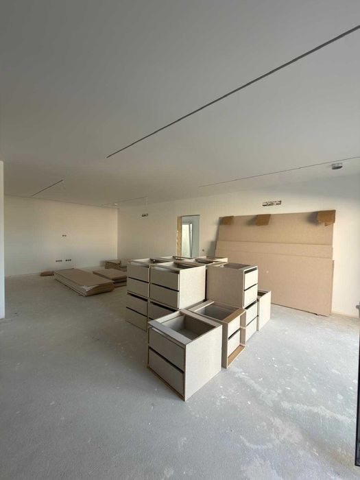 Moradia T4 geminada, térrea, com jardim e garagem em Condeixa-a-Nova