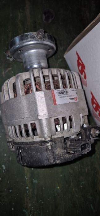 Alternator  z sprzęgiełkiem ford focus mk1 1.8 tddi