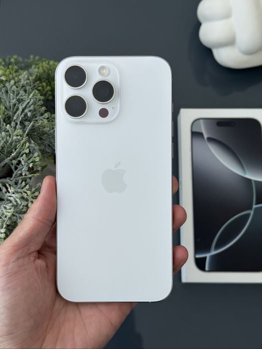 iPhone 16 Pro Max 256gb White Neverlock Айфон АКБ 100%