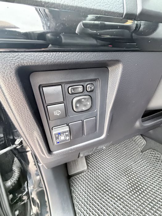 Toyota Prado 2019 4.0 газ бензин 140тыс.км официальная