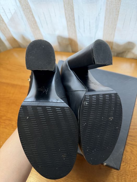 Черевички, ботильйони шкіряні туфлі