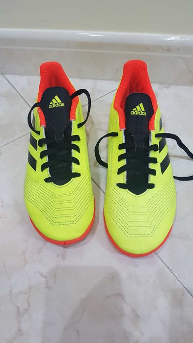 Tênis futsal adidas