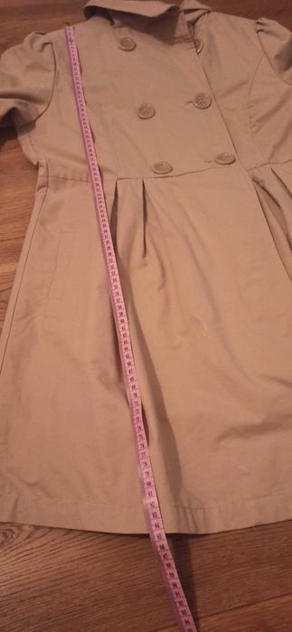 Wiosenny/ jesienny rozkloszowany płaszcz L