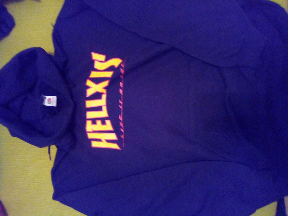 sweatshirt com gorro