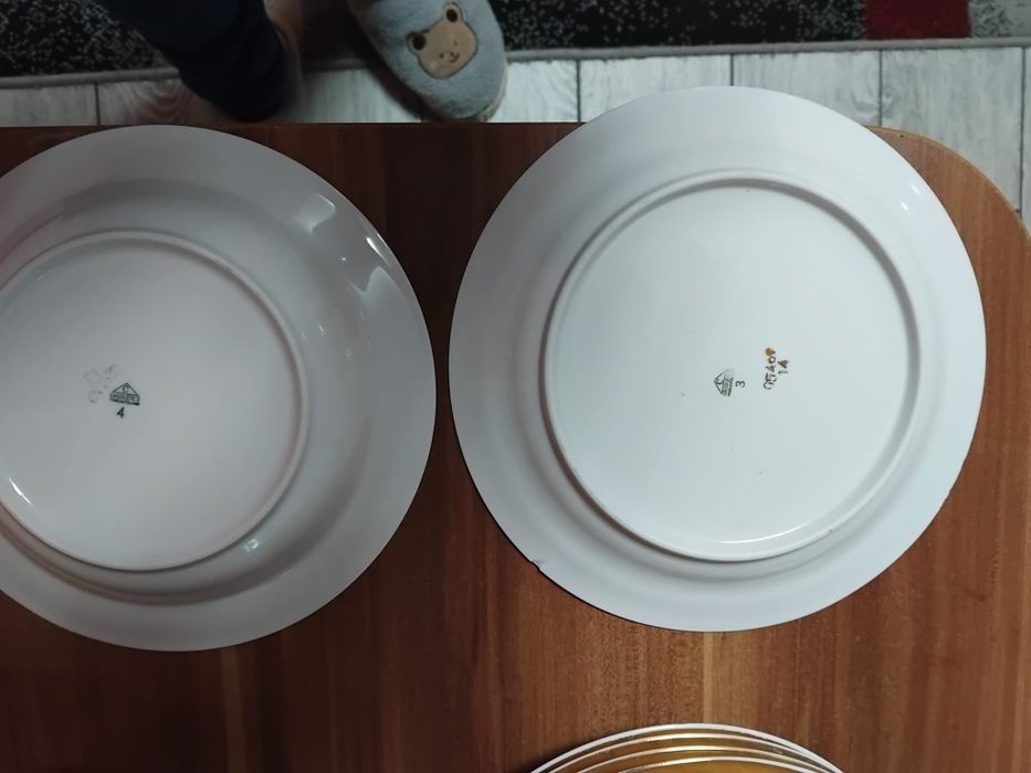 Talerze obiadowe po 10 sztuk