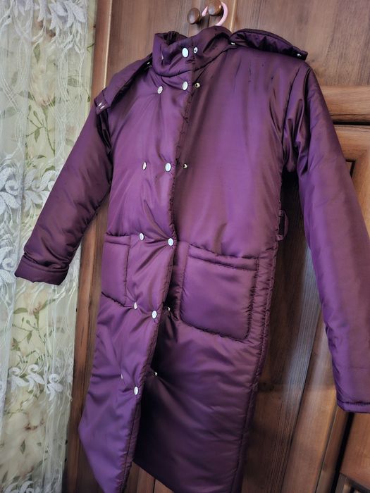 Пуховик, пальто, зимова курточка для дівчинки