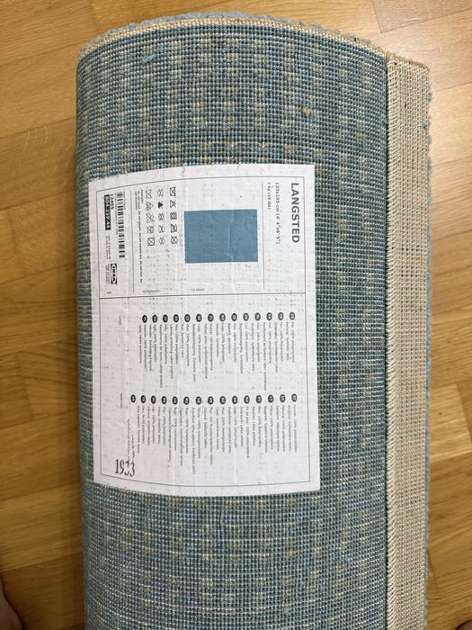 Krzesło loberget , dywan langsted , stolik lack, lampy ikea wyprzedaż!