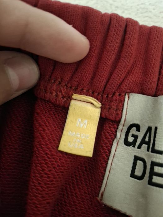 Шорти Gallery Dept.