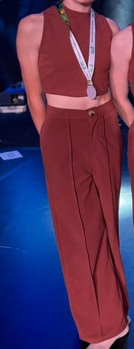 Duet modern jazz 10-12 lat tamiec