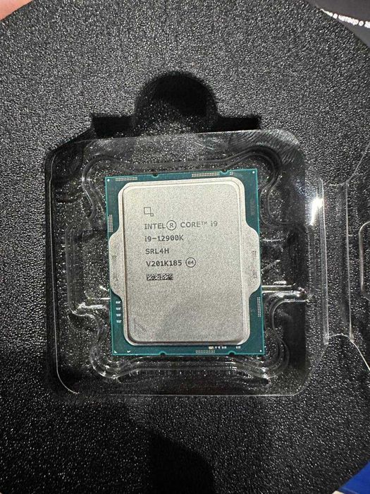 Intel core I9 12900k + Aorus Master Z690