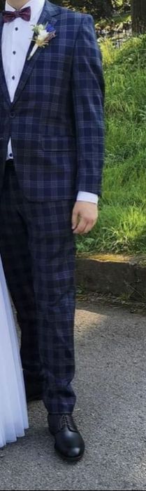 Garnitur męski w kratę