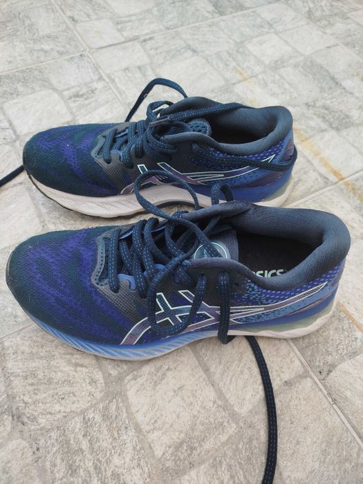Tênis ASICS  óptimo estado!