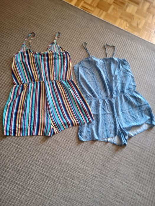 dwa kombinezony letnie