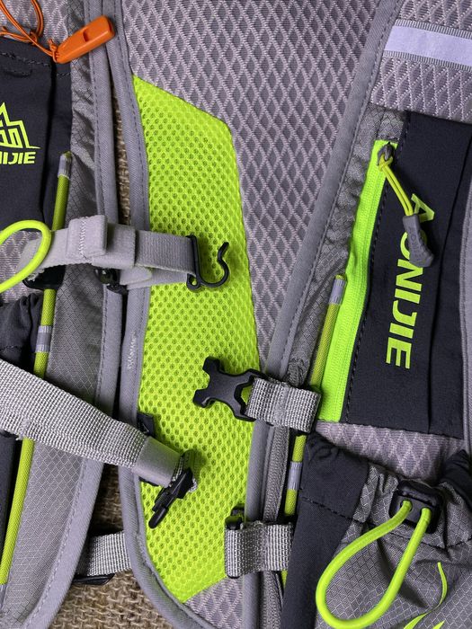 Рюкзак жилетка для бігу гідратор вело