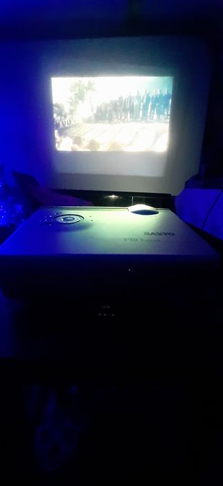 Продам проектор проектор Sanyo plc xu51