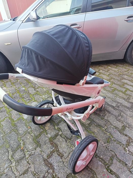 Vendo carrinhos de bebê/criança