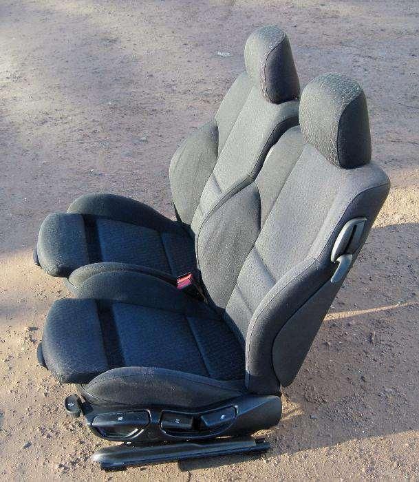 Продам сидения RECARO №64 (откидные,кожа)