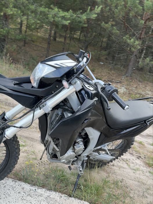 Продам лонкін 300 2023