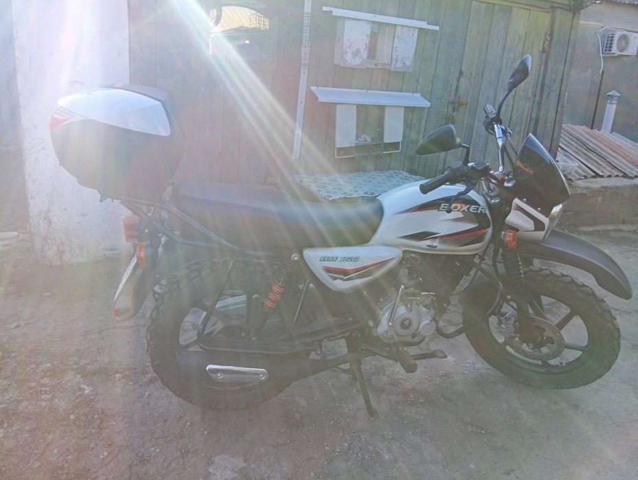 Мотоцикл баджадж боксер 150 кубов