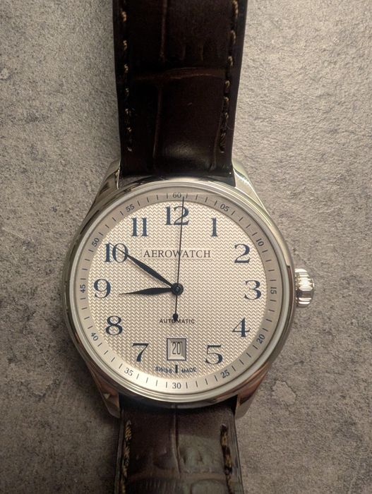 Aerowatch Les Grandes Classiques Automatique 60979-AA01