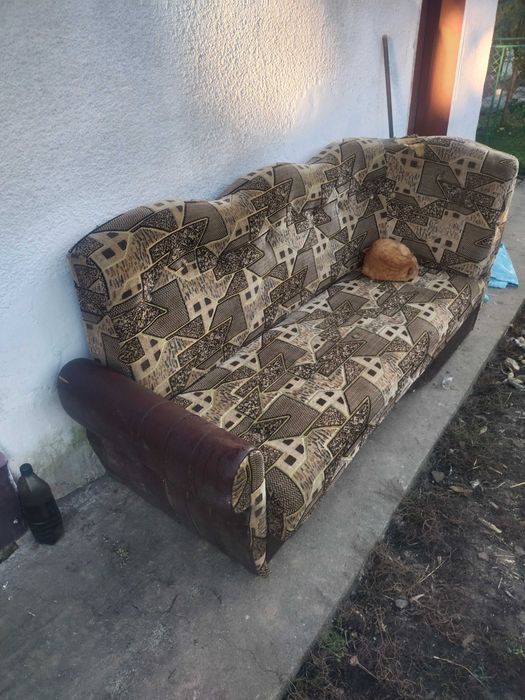 Продам диван стан задовільний