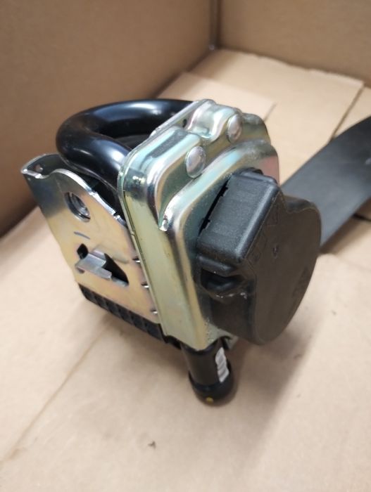 Pas bezpieczeństwa prawy range rover sport cpla-611b08