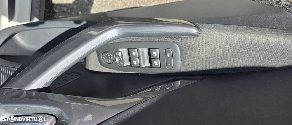 Peugeot 2008 1.2 PureTech Style
