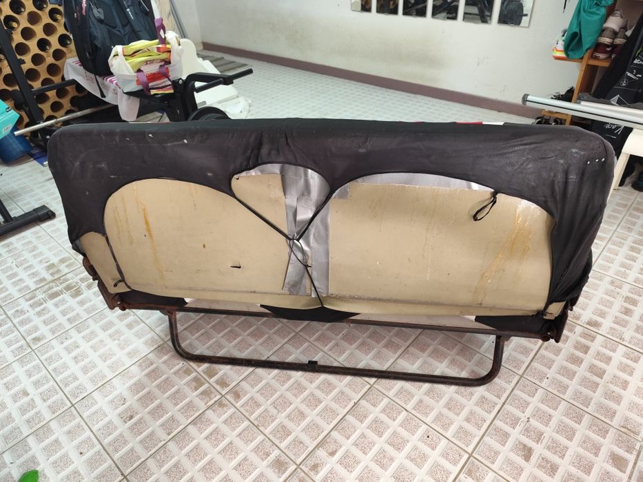 Vendo bancos para Nissan Vanette para restaurar