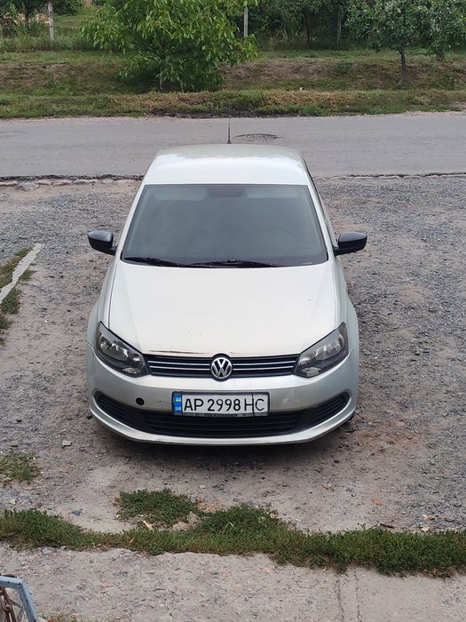 Polo sedan 2012 gas/benz ,без торгу , ціна до кінця міс