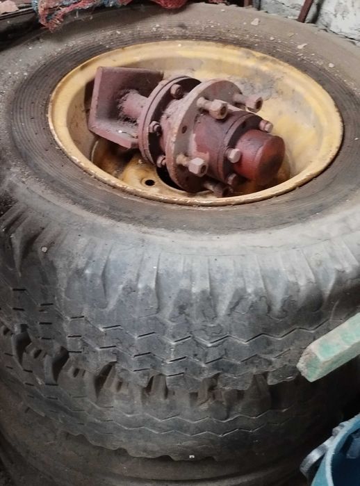 Продам раму з катоком 2,2 м і колесами для саморобної БДТ