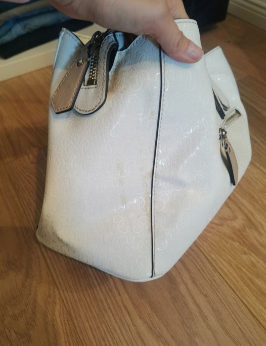 Torebka Guess biała