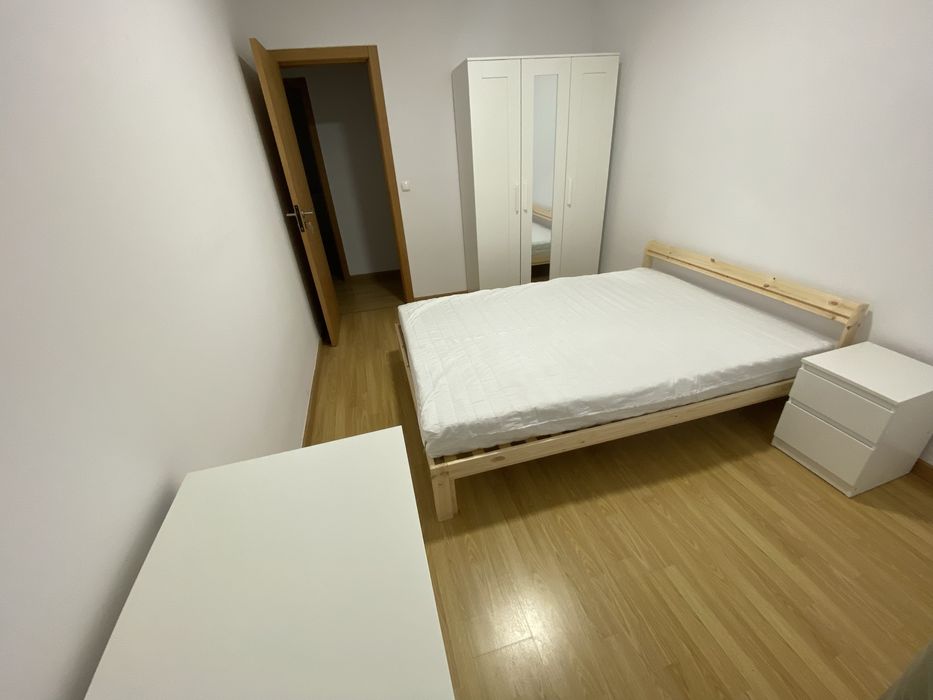 Aluga-se quarto cacem 3 disponiveis (1 pessoa por quarto)