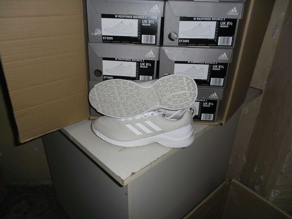 Nowe męskie Adidasy 42,2/3 wkładka 27.5 cm