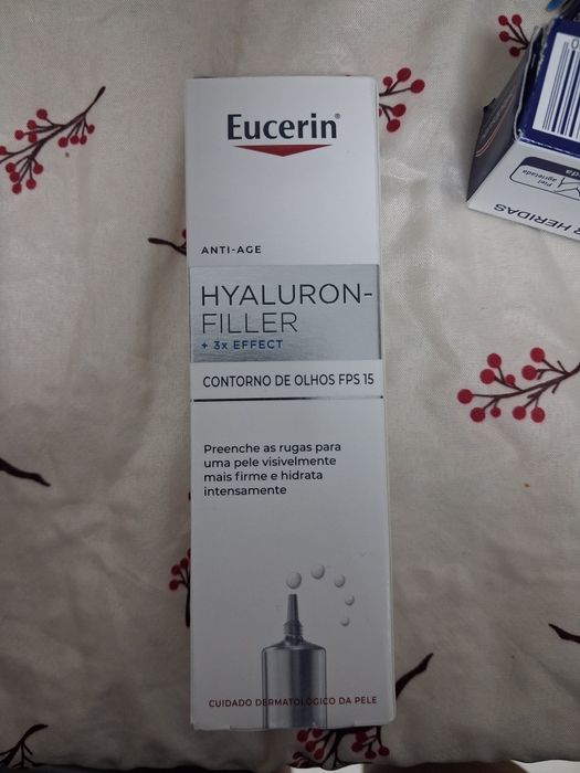 Eucerin Hyaluron-Filler + 3x Effect Contorno de Olhos FPS 15 (15 ml)