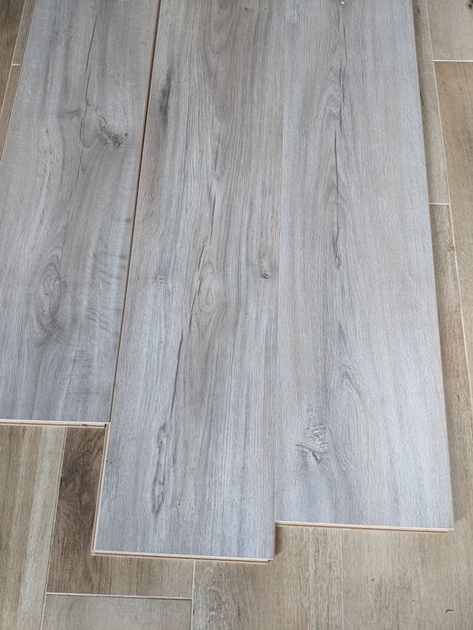 Ламінат Дуб Андорра Skandor 8.0 Breitdiele K4370 RS ANDORRA OAK