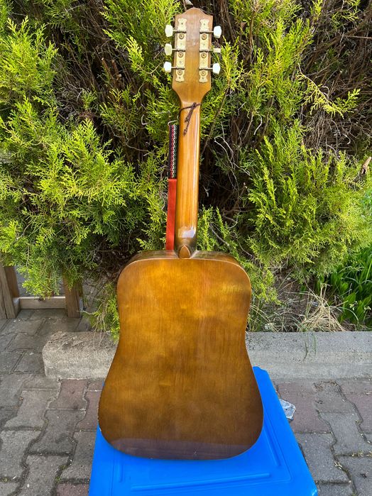 Gitara akustyczna