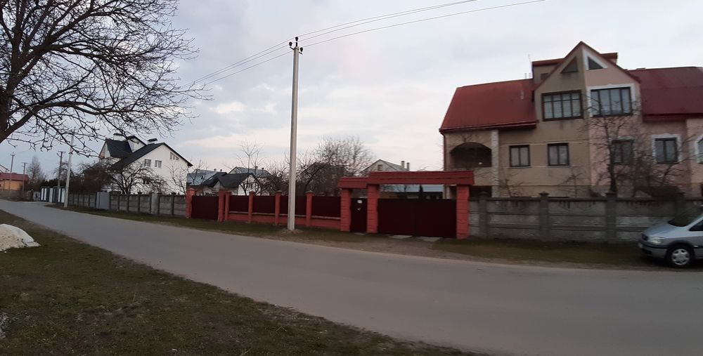 Продам будинок в м. Буську
