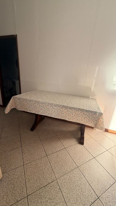 Mesa de jantar 50 euros