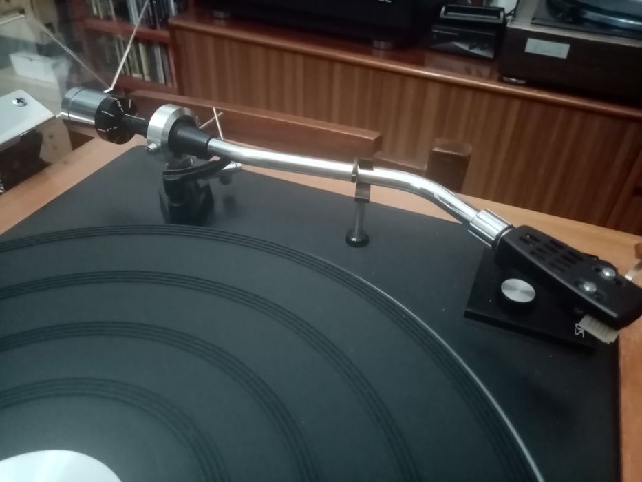 Gira discos Sankei TCH-3000