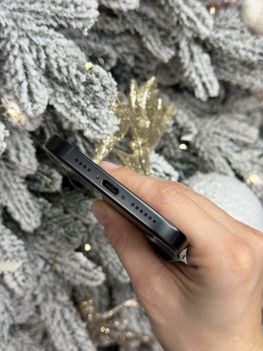 iPhone 16 pro max 256 gb як новий