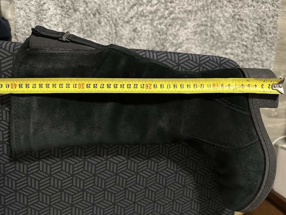 Продам чототи замшеві жіночі