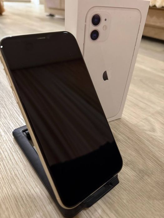 IPhone 11 white 128