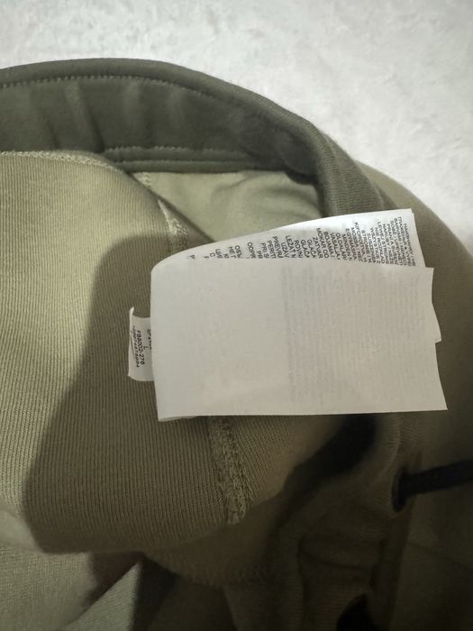 продам штани nike tech fleece