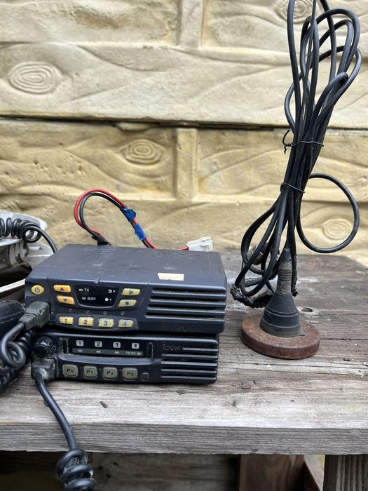 Радиостанция рация в автомобиль icom и kenwood