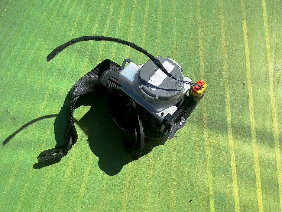 Ремень безпеки Туарег ЦР лівий ремінь Touareg CR таурег левый