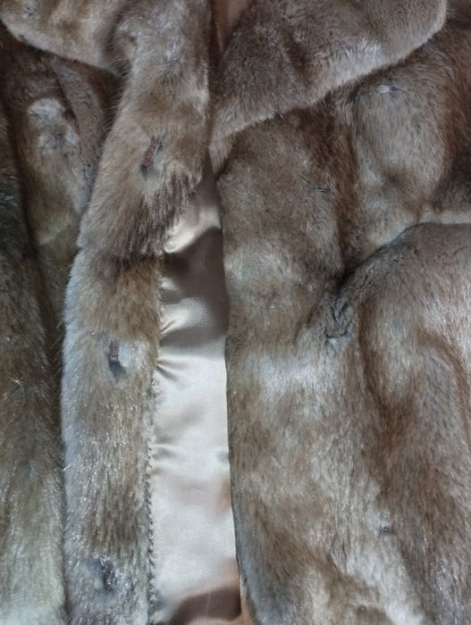 Натуральна жіноча шуба з ондатри, розмір xxl 44-52