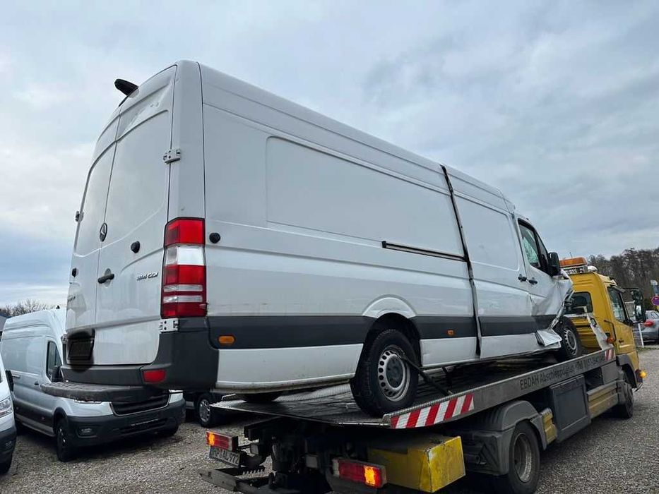 Бампер  MERCEDES Sprinter 907  розборка Мерседес Спрінтер 907