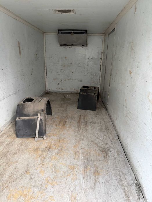 Contentor isotérmico com frio de parque